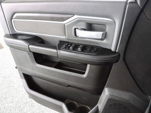 Used 2022 RAM 2500 Big Horn image 23