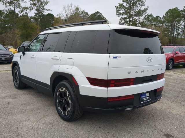 Used 2024 Hyundai Santa Fe SEL FWD image 7