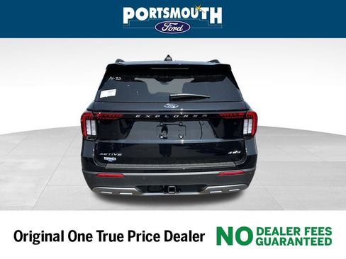 New 2025 Ford Explorer Active w/ Active Comfort Package image 23