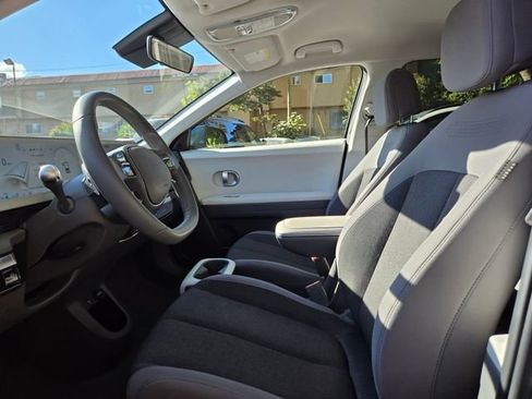 Certified 2024 Hyundai Ioniq 5 SE RWD image 21