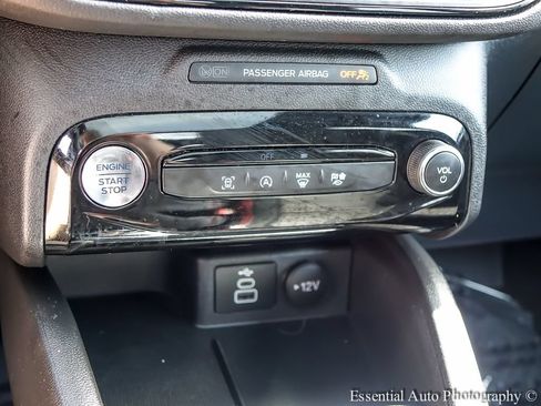 Used 2025 Ford Escape ST-Line Select w/ Tech Pack #1 AWD/4WD image 17