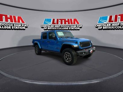 New 2026 Jeep Gladiator Rubicon w/ Steel Power Dome Hood Package