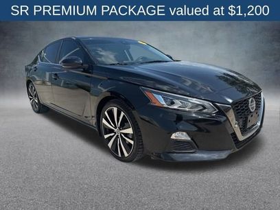 Used 2021 Nissan Altima 2.5 SR w/ SR Premium Package