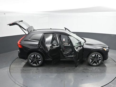 New 2026 Volvo XC60 B5 Plus w/ Protection Package Premier AWD/4WD image 48