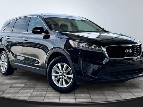 Used 2020 Kia Sorento L FWD image 3