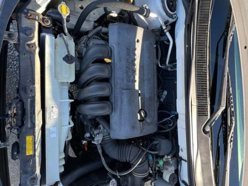 Used 2003 Pontiac Vibe w/ Power Group Value Package image 21