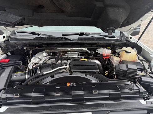 Used 2022 Chevrolet Silverado 2500 LT w/ Convenience Package AWD/4WD image 14