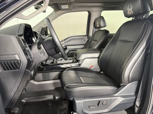Used 2021 Ford F250 Lariat w/ Lariat Ultimate Package AWD/4WD image 11