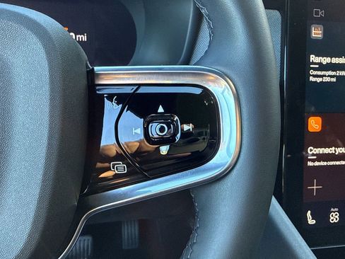 Used 2022 Polestar Polestar 2 image 11