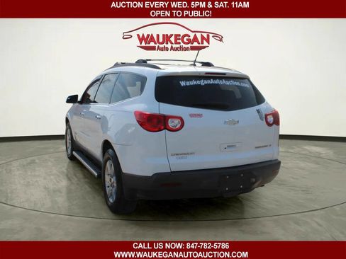 Used 2009 Chevrolet Traverse LT image 4