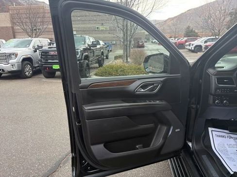 Used 2023 Chevrolet Tahoe High Country w/ Premium Package 2 AWD/4WD image 10