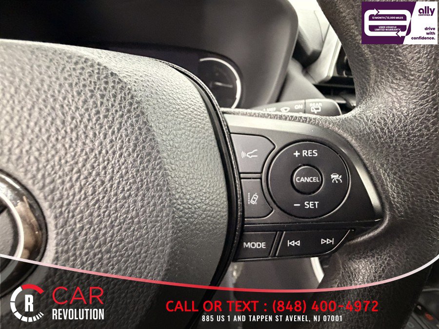 Used 2025 Toyota RAV4 LE AWD/4WD image 24