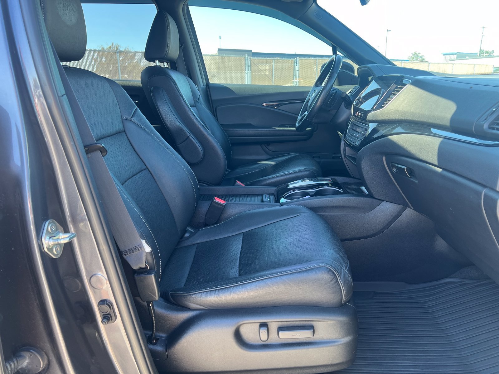 Used 2019 Honda Passport Elite image 31