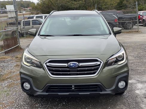 Used 2019 Subaru Outback 2.5i Touring w/ Popular Package #3A image 2