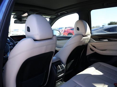 Used 2018 BMW X3 xDrive30i image 12