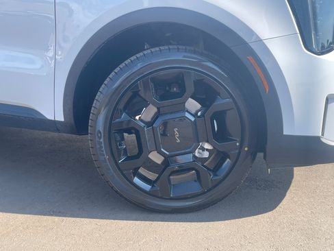 Used 2025 Kia Sorento X-Line EX AWD/4WD image 8
