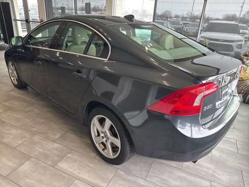 Used 2012 Volvo S60 T5 w/ Climate Pkg image 8