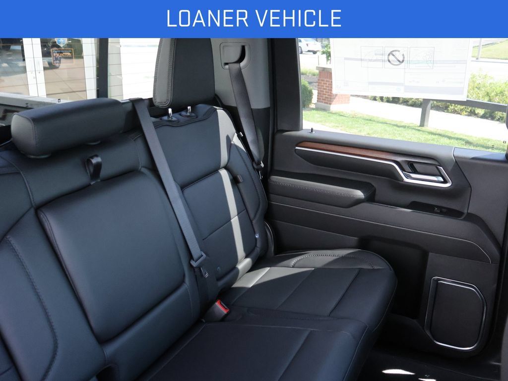 New 2026 GMC Sierra 2500 Denali w/ Denali Reserve Package AWD/4WD image 13