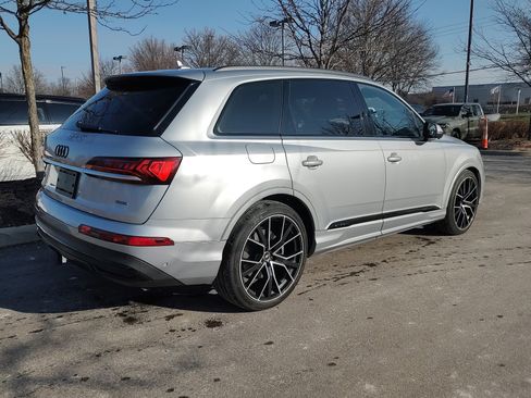 Used 2021 Audi Q7 3.0T Prestige image 4