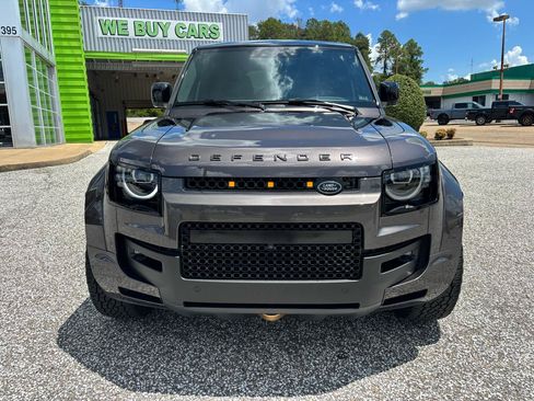 Used 2026 Land Rover Defender 110 AWD/4WD image 9