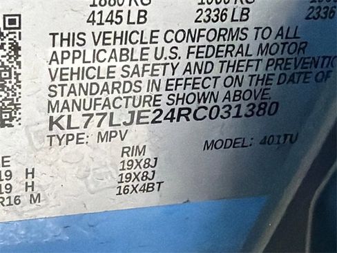 Used 2024 Chevrolet Trax RS w/ Sunroof Package image 33