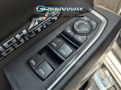 Used 2022 Chevrolet Silverado 1500 High Country RWD image 12