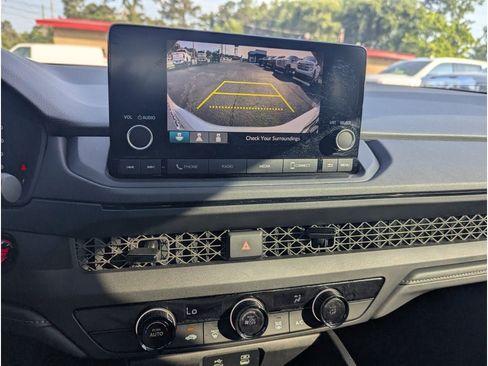 Used 2025 Honda Accord LX image 21