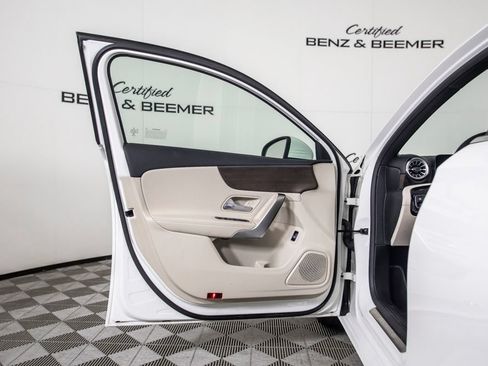 Used 2022 Mercedes-Benz A 220 image 20
