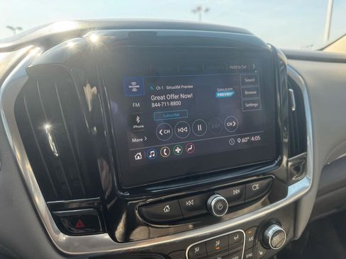 Used 2020 Chevrolet Traverse LT w/ LPO, Floor Liner Package image 46