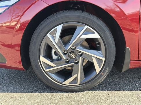 New 2026 Hyundai Elantra Limited image 11