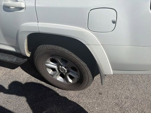 Used 2022 Toyota 4Runner SR5 Premium w/ Moonroof Package image 5