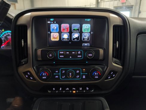 Used 2018 GMC Sierra 2500 Denali image 10