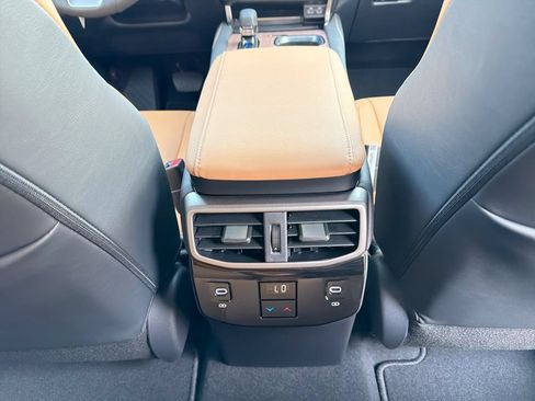New 2026 Lexus RX 350h AWD/4WD image 18