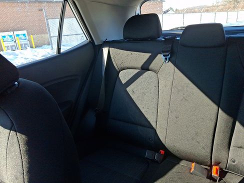 New 2026 Hyundai Venue SE image 12