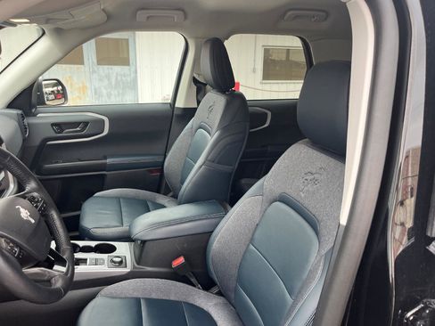 Used 2023 Ford Bronco Sport Outer Banks w/ Tech Package image 26