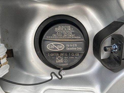 Used 2022 Toyota Prius Prime Limited image 65