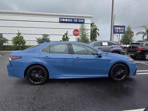 Used 2024 Toyota Camry XSE image 8