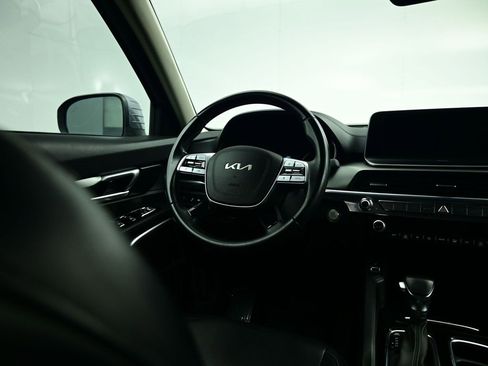 Certified 2022 Kia Telluride S image 7