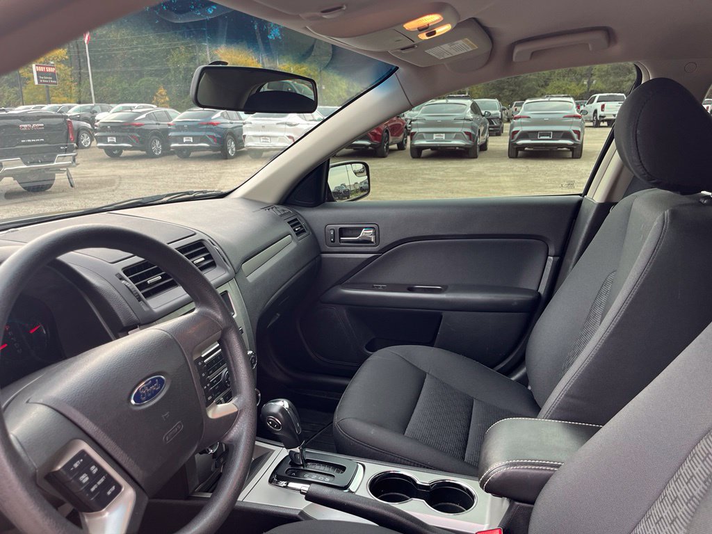 Used 2012 Ford Fusion SE FWD image 18