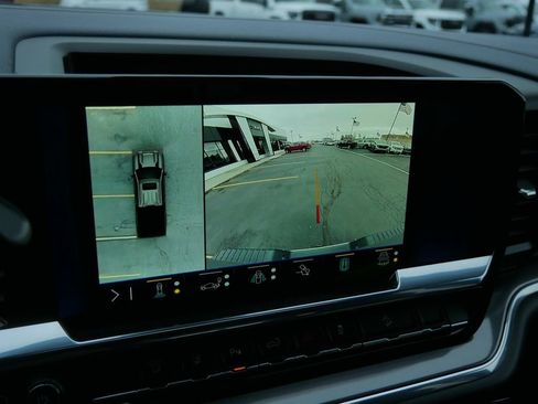 Certified 2024 Chevrolet Silverado 3500 High Country w/ High Country Premium Package image 35