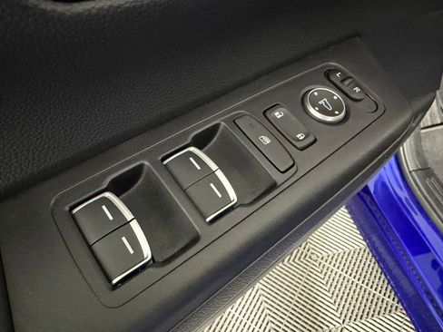 Certified 2025 Honda CR-V EX-L image 11