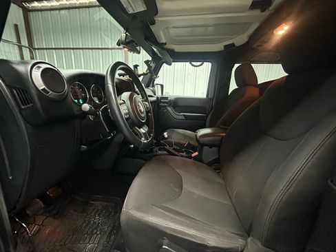 Used 2016 Jeep Wrangler Sport image 8