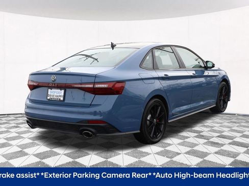 Used 2025 Volkswagen Jetta GLI Autobahn w/ GLI Black Package image 11