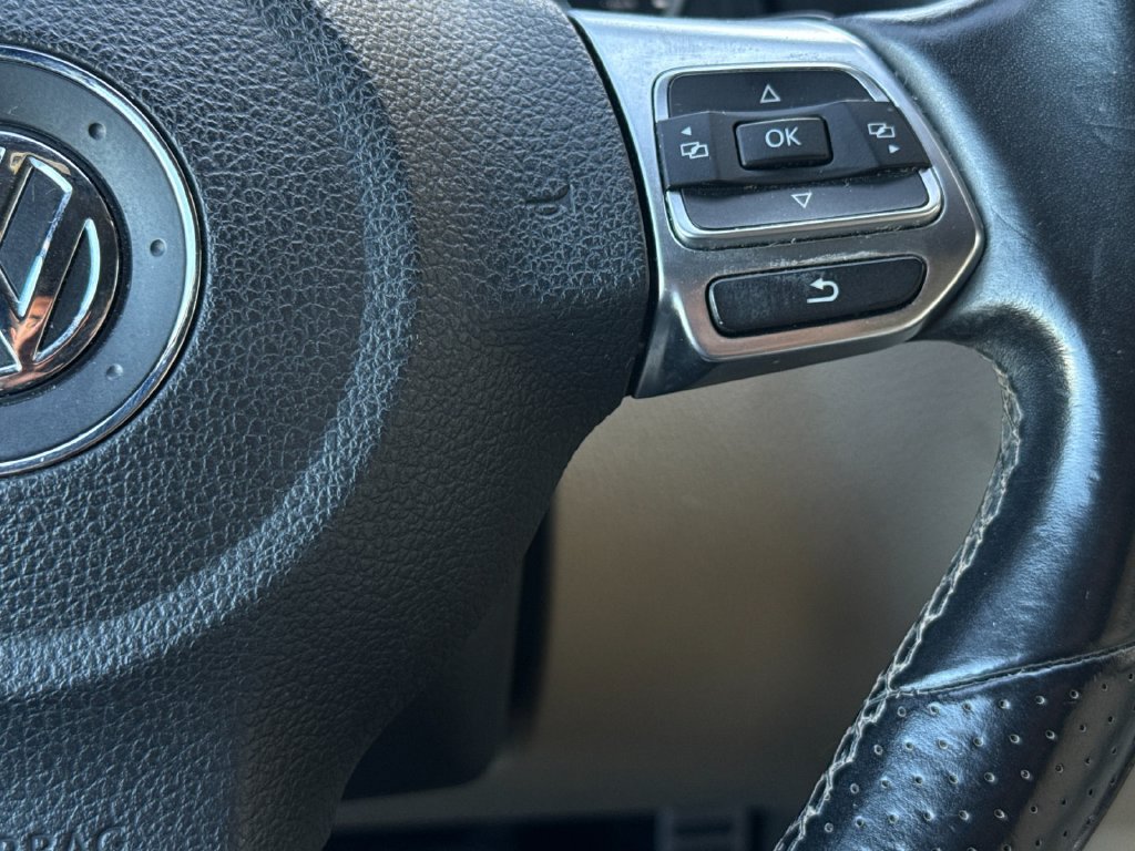 Used 2016 Volkswagen Tiguan R-Line FWD image 25