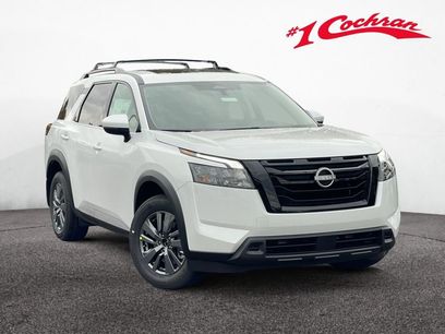 New 2025 Nissan Pathfinder SV