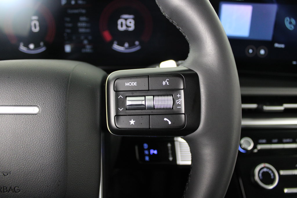 Certified 2026 Hyundai Santa Fe SE FWD image 26