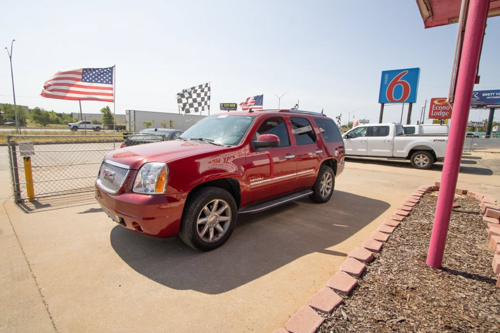 Used 2012 GMC Yukon Denali AWD/4WD image 5