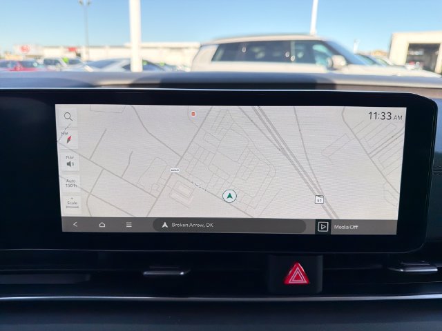 New 2027 Kia Carnival EX FWD image 12