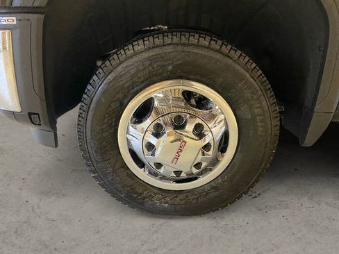 New 2026 GMC Sierra 3500 SLE w/ SLE Convenience Package image 15