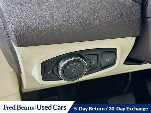 Used 2016 Lincoln MKC Reserve w/ Lincoln MKC Climate Package image 12